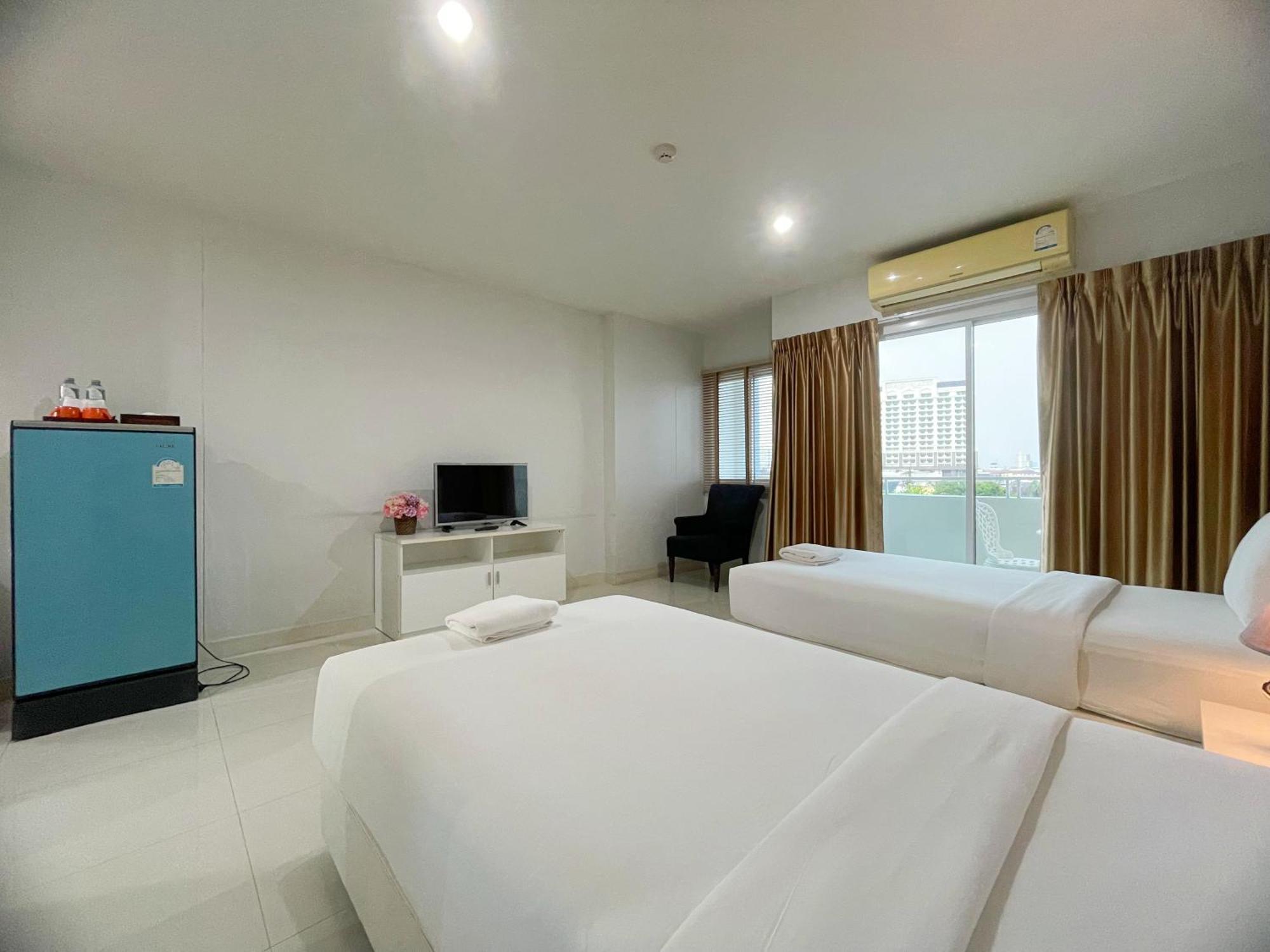 Baan Pattaya By Sabai Hotell Exteriör bild